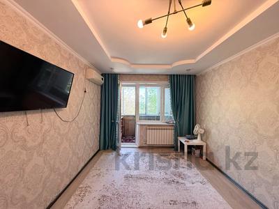2-бөлмелі пәтер · 43.3 м² · 5/5 қабат, Юго-Восток ш/а., пр. Республики — Парк Победы, Средняя школа №15, Средняя школа №27, бағасы: 15.9 млн ₸ в Караганде, Казыбек би р-н
