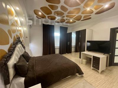 Отдельный дом · 4 комнаты · 310 м² · 4.74 сот., 4-й микрорайон, 4 микрорайон 14 за 105 млн 〒 в Костанае