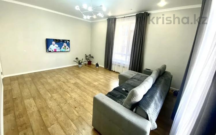 Квартира в казахстане алматы снять. Крыша алматы аренда квартир помесячно атлетическая деревня. Крыша алматы аренда. Ищем квартиру алматы. Посуточные квартиры в алматы.