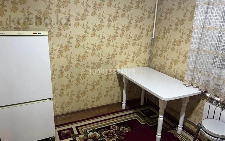 2-бөлмелі пәтер · 57 м² · 5/12 қабат, мкр Аксай-1А 8, бағасы: 270 000 ₸ в Алматы, Ауэзовский р-н — фото 2