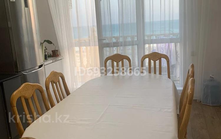 3-комнатная квартира · 95 м² · 4/4 этаж, Жемчужная 1/1 за 30 млн ₸ в Актау, мкр Приморский — фото 2
