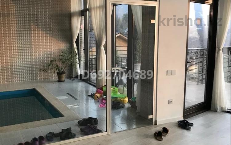 Жеке үй · 5 бөлме · 435 м² · 10 сот., мкр Тау Самал 225, бағасы: ~ 1.8 млн 〒 в Алматы, Медеуский р-н — фото 8