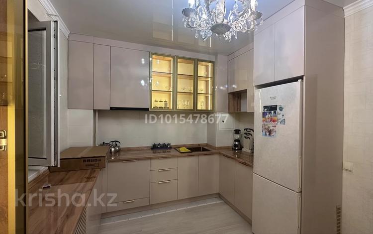 2-бөлмелі пәтер · 60.5 м² · 6/6 қабат, 32В ш/а. — жайсан бала, сана мектеп балабақша жақын, бағасы: 16 млн ₸ в Актау, 32В мкр — фото 2