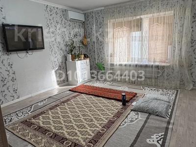 1-комнатная квартира · 35.2 м² · 1/5 этаж, 22-й мкр 16 за 7.5 млн ₸ в Актау
