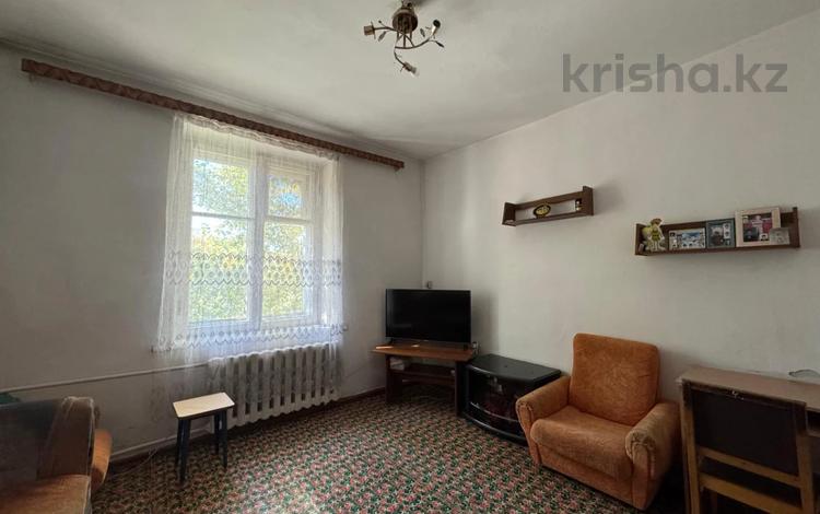 3-комнатная квартира · 58.8 м² · 2/3 этаж, Шакарима 172 за 22 млн ₸ в Семее — фото 2