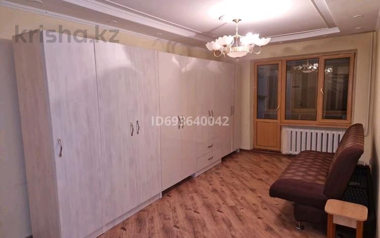 3-комнатная квартира, 69 м², 1/5 этаж, мкр Аксай-4 45 за 39 млн 〒 в Алматы, Ауэзовский р-н — фото 2