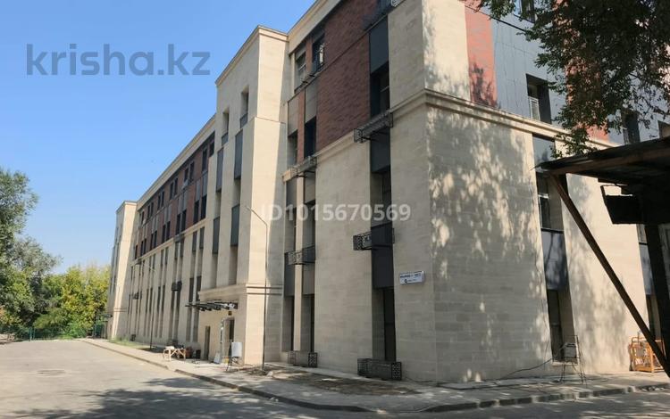 4-комнатная квартира · 104 м² · 1/4 этаж, Макатаева — Муратбаева за 105 млн ₸ в Алматы, Алмалинский р-н — фото 2