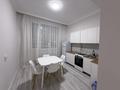 1-комнатная квартира · 42 м² · 2/14 этаж, Санжара Асфендиярова 10 за 250 000 ₸ в Астане, Нура р-н — фото 11