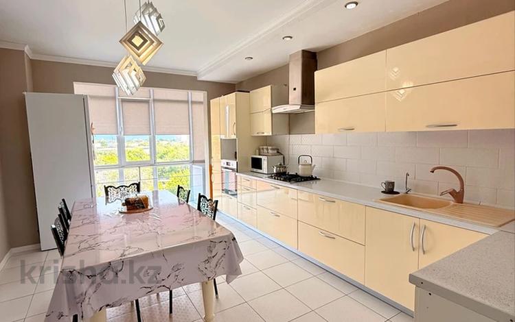 3-бөлмелі пәтер · 104 м² · 6/6 қабат, курмангалиева, бағасы: 31.5 млн ₸ в Уральске — фото 8