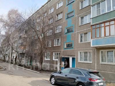 1-комнатная квартира, 35 м², 1/5 этаж помесячно, Утепова 31 за 100 000 〒 в Усть-Каменогорске