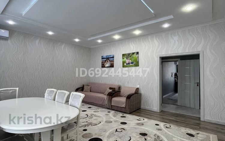 4-комнатная квартира · 139 м² · 3/7 этаж, 17-й мкр 116 — Жайлы мекен за 55 млн 〒 в Актау — фото 8