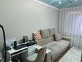 2-комнатная квартира · 44.1 м² · 4/5 этаж, Майкудук, Мкр Восток-1 — Ориентиры: остановка общественного транспорта — 5 минут пешком, ТД «Анвар», ТД «Умай», поликлиника INLIFE, фитнес-центр Aerofit Vostok. Рядом школы №36 и школа-интернат №17, ясли-сад «Бала Шокан». В шаговой доступности магазины и вся необходимая инфраструктура. за 18.5 млн ₸ в Караганде, Алихана Бокейханова р-н — фото 2