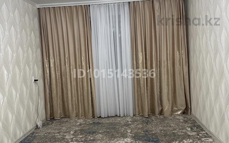 3-комнатная квартира · 56.4 м² · 4/5 этаж, Абай 40 55 — Үйдің жанында манета магазин бар үйдің айналасц тыныш көршілер жақсы падезд тыныш за 12.3 млн ₸ в Темиртау — фото 2