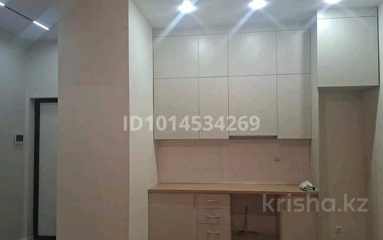 2-бөлмелі пәтер · 41 м² · 6/9 қабат, Е-36, E-15 2, 4, 5, 9, 11, бағасы: 32 млн ₸ в Астане, Нура р-н — фото 2