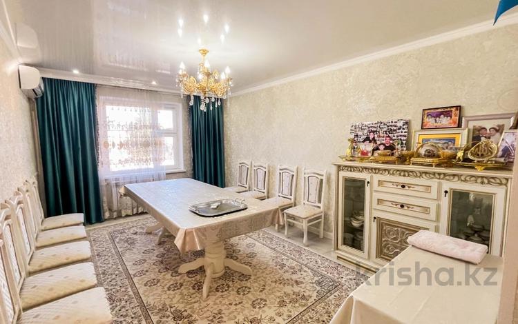 3-комнатная квартира · 70.3 м² · 4/5 этаж, мкр Гарышкер 26 за 29 млн ₸ в Талдыкоргане — фото 2