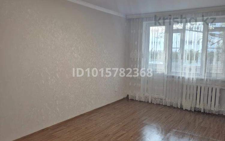 1-бөлмелі пәтер · 32 м² · 4/5 қабат, Абылкайр хана, бағасы: 5 млн ₸ в Бадамше — фото 2