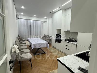 3-комнатная квартира · 82 м² · 4/5 этаж, мкр Нурсая-3, Абулхайр-хана 56/6 — Абай орталыгы даны за 49 млн ₸ в Атырау