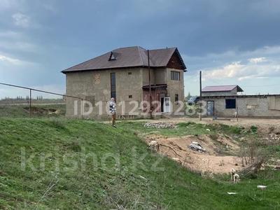 Отдельный дом · 6 комнат · 360 м² · 10 сот., Астана 121 за 40 млн ₸ в Береке