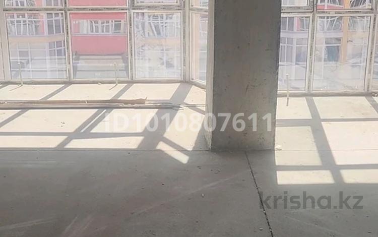 3-комнатная квартира · 62 м² · 3/5 этаж, Абылай хана 2/5 за 20 млн ₸ в Каскелене — фото 2