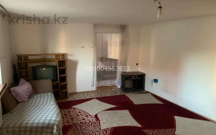Жеке үй · 2 бөлме · 50 м² · 10 жүзд., 12 микрорайон 69, бағасы: 8.7 млн ₸ в Аксае — фото 2