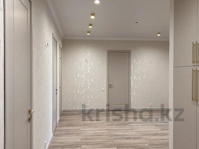 4-комнатная квартира · 154.6 м² · 2/5 этаж, мкр. Алтын орда за 62 млн ₸ в Актобе