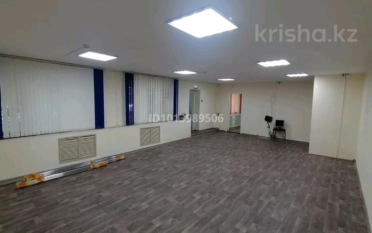 Свободное назначение · 84 м² за 290 000 ₸ в Астане, р-н Байконур — фото 2