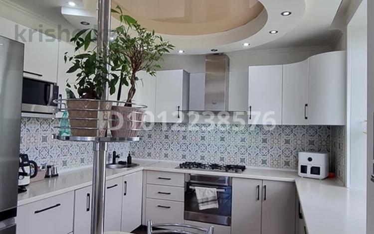 3-комнатная квартира · 80 м² · 4/4 этаж, Просп. Нурсултана Назарбаева 30 за 39.8 млн ₸ в Караганде — фото 2