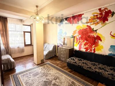1-бөлмелі пәтер · 38 м² · 2/4 қабат, Ауэзова — Абая Ауэзова, бағасы: 200 000 ₸ в Алматы, Бостандыкский р-н