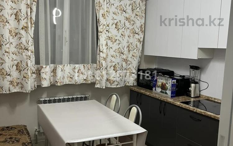 3-комнатная квартира · 83 м² · 6/9 этаж, мкр Атырау, Мкр. Атырау 16/13 — Кульжинский тракт дом 16/13 за 300 000 ₸ в Алматы, Медеуский р-н — фото 2