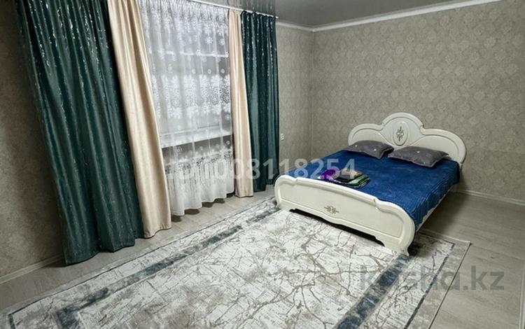 1-комнатная квартира · 34 м² · 1/5 этаж, Мкр Каратал 2 за 10 000 ₸ в Талдыкоргане — фото 2