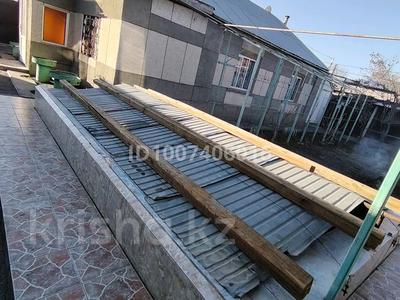 Отдельный дом · 4 комнаты · 75 м² · 6 сот., Абая — Магазин Кристал за 16.5 млн 〒 в Таразе