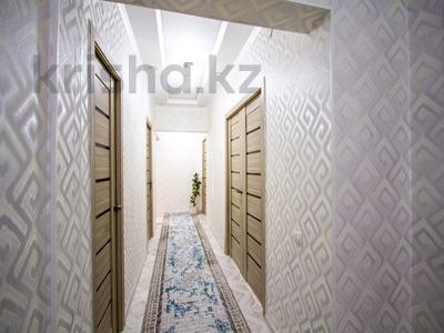 3-комнатная квартира, 110 м², 4/9 этаж, мкр Мамыр-1 12 за 69 млн 〒 в Алматы, Ауэзовский р-н