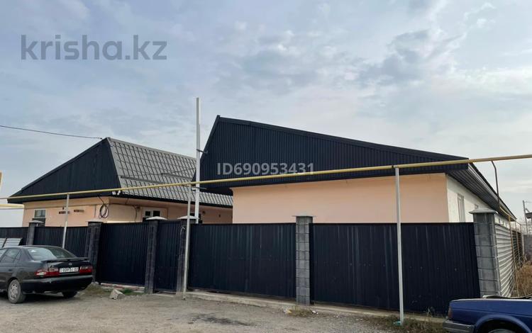 1 бөлме · 18 м² · 1 қабат, 6 - ая 42 — Находится рядом с магазином "Марат", бағасы: 60 000 ₸ в Коянкусе — фото 4