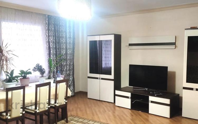 2-комнатная квартира, 75 м², 5/10 этаж помесячно, 23-15 11 блок А