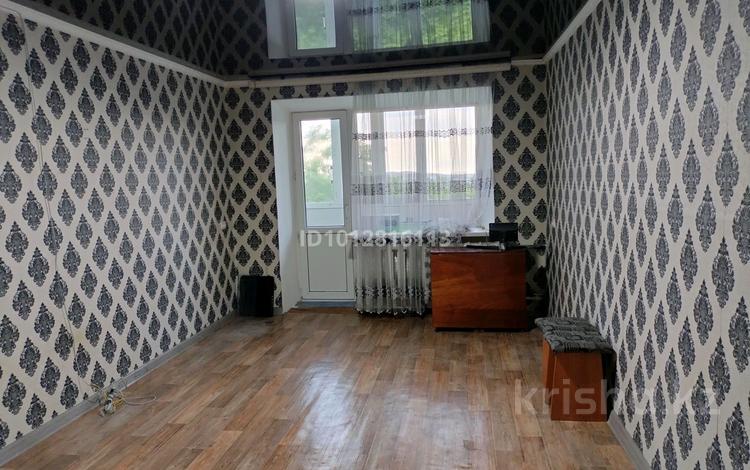 3-бөлмелі пәтер · 57.7 м² · 5/5 қабат, Чернышевского 98 — кафе три кабана, бағасы: 8.5 млн ₸ в Темиртау — фото 2