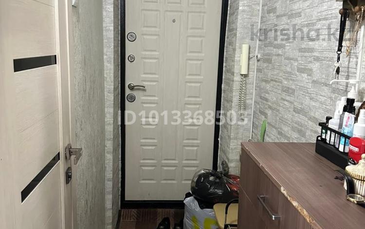 2-бөлмелі пәтер · 45.2 м² · 3/5 қабат, Валиханова 10 — возле центрального рынка, бағасы: 12.5 млн ₸ в Актобе, мкр. Курмыш — фото 2