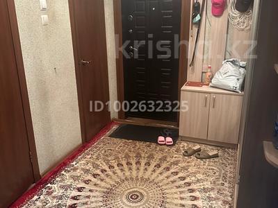 3-комнатная квартира · 70.8 м² · 3/5 этаж, Сатпаева 14/2 26 за 25 млн 〒 в Усть-Каменогорске