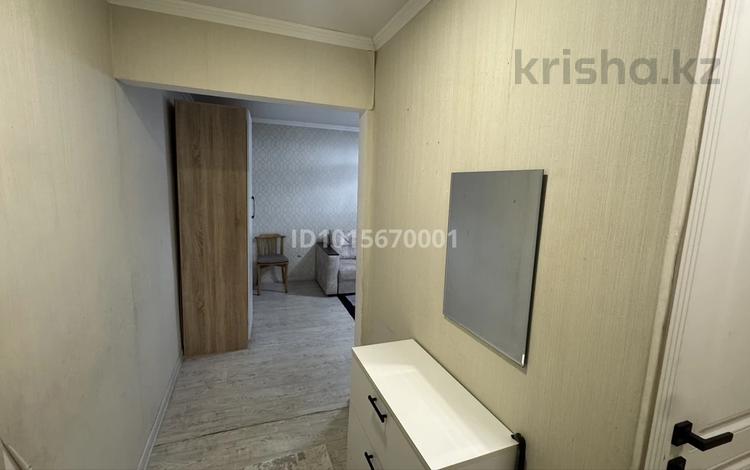 1-комнатная квартира · 30 м² · 2/5 этаж, мкр №8 8 — Пересечение улицы Абая Алтынсарина за 260 000 ₸ в Алматы, Ауэзовский р-н — фото 2