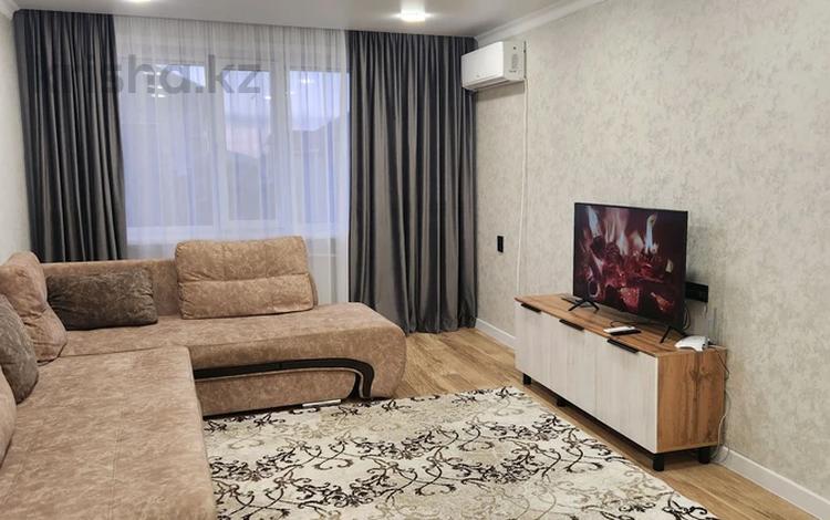 3-комнатная квартира · 65 м² · 2/2 этаж, Кошербаева 24г — 14 мкр, маг. Доброцен за 25 000 ₸ в Экибастузе — фото 2
