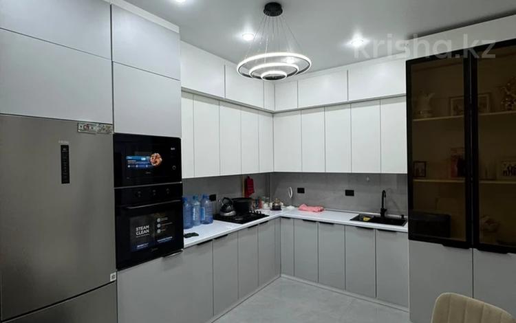 2-бөлмелі пәтер · 68 м² · 5/9 қабат, Микрорайон Асар 2 12/17, бағасы: 33 млн ₸ в Шымкенте, Абайский р-н — фото 2