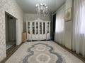 3-комнатная квартира · 95 м² · 1/10 этаж, 33-й мкр 21 за 21 млн ₸ в Актау — фото 2