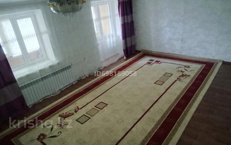 4-комнатная квартира · 92 м² · 5/5 этаж, Затон Чапаева — СОШ 33 за 15 млн ₸ в Уральске — фото 32