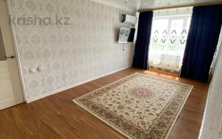 3-комнатная квартира · 63 м² · 6/9 этаж, Братьев Жубановых за 19.5 млн ₸ в Актобе — фото 2
