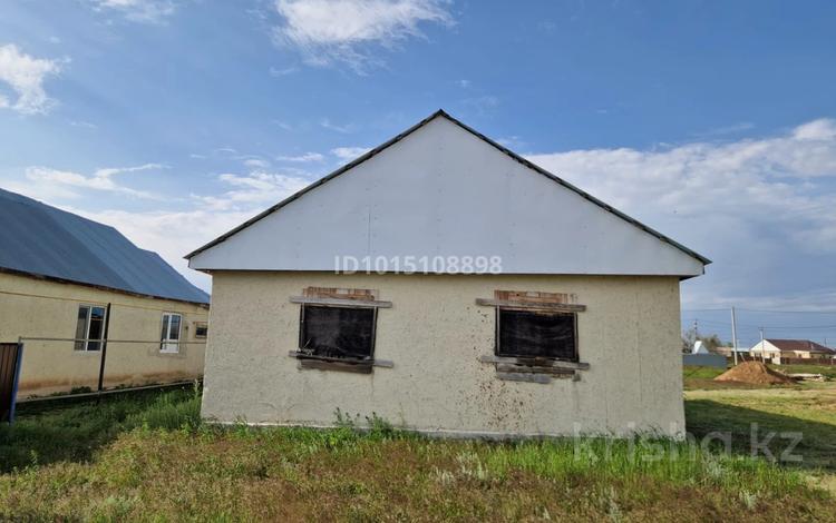 Отдельный дом · 3 комнаты · 200 м² · 500 сот., Марқасқа 7 за 8.5 млн ₸ в Круглоозерном — фото 2