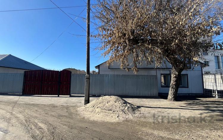 Отдельный дом · 4 комнаты · 103 м² · 5.6 сот., Загородный переулок за 37 млн ₸ в Семее — фото 2