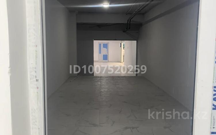 Свободное назначение, офисы, магазины и бутики, общепит, салоны красоты, фитнес и спорт, медцентры и аптеки, образование, конференц-залы, кабинеты и рабочие места · 251 м² за ~ 2.5 млн 〒 в Астане, Нура р-н — фото 26