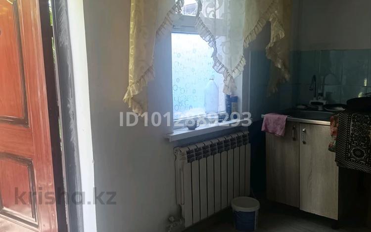 Үйдің бір бөлігі · 1 бөлме · 24 м² · 2 сот., Алматы 86/1 — Конец покровки, бағасы: 60 000 ₸ в Кенена Азербаева (Покровка) — фото 2