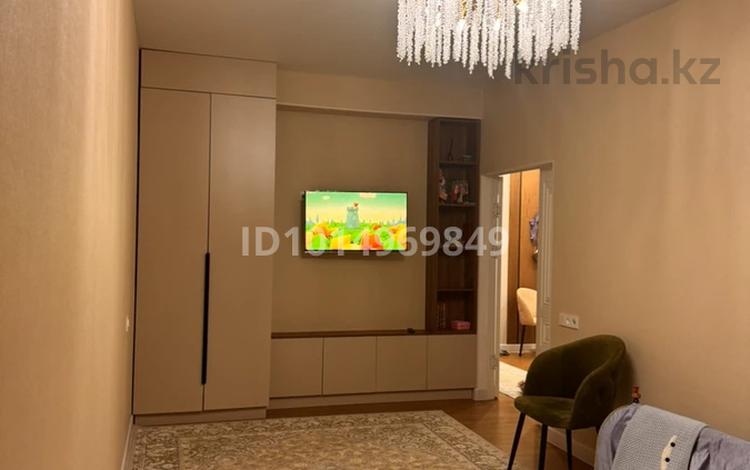 1-комнатная квартира · 55 м² · 1/5 этаж, Акжайык 160 — Ул. Тулеметова за 220 000 ₸ в Шымкенте, Абайский р-н — фото 2
