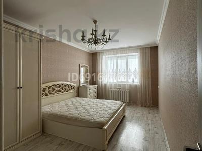2-комнатная квартира, 62 м² помесячно, Касым Кайсенов за 250 000 〒 в Астане, Есильский р-н