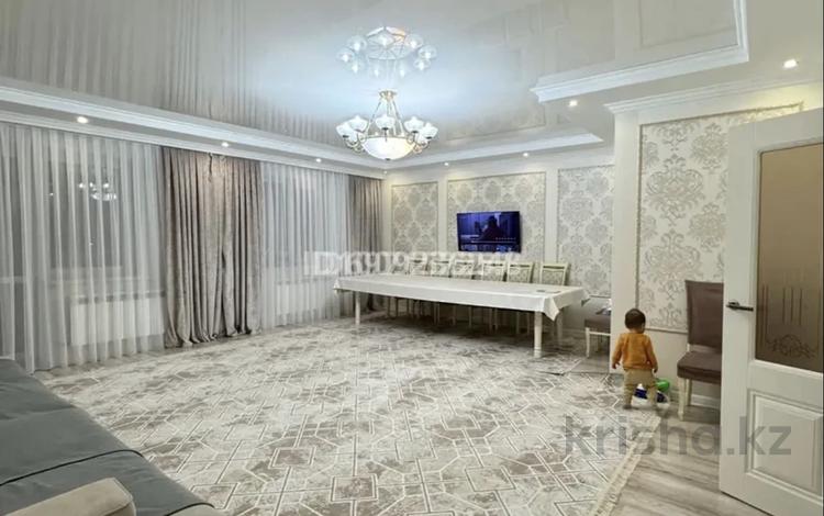3-комнатная квартира · 118 м² · 5/5 этаж, мкр. Алтын орда, Ораз Татеулы 2а — На против Ледовой арены за 40 млн ₸ в Актобе — фото 2